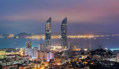 廈門(mén)標(biāo)志性建筑:廈門(mén)雙子塔樓體照明設(shè)計(jì)!